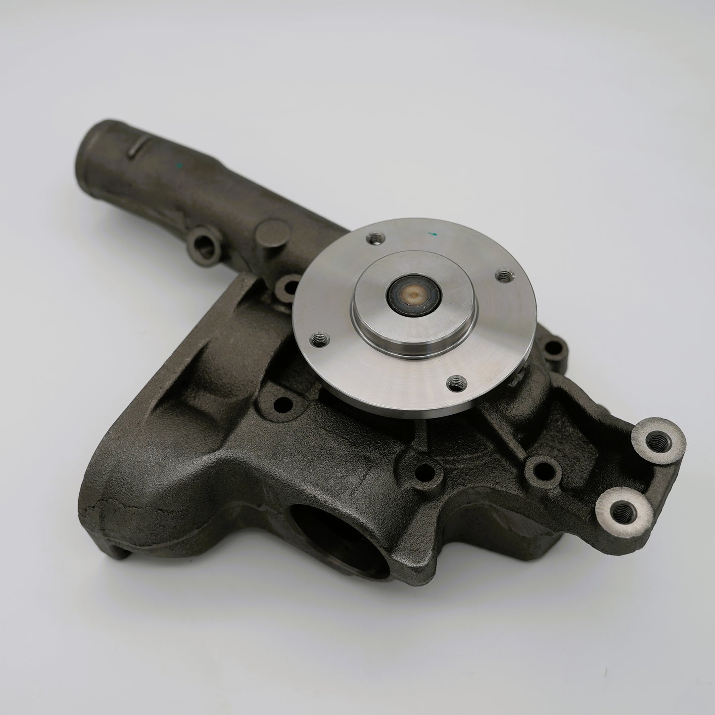 WCP OM906 Water Pump – PP8158361